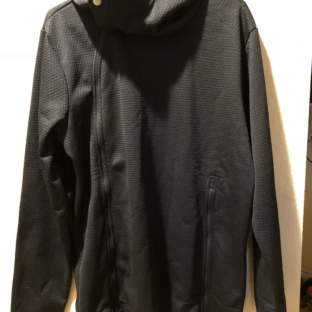 ASICS men’s jacket - Picture 2 of 2